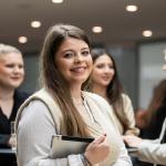 Richtig bewerben: Gruppe von Arbeitskollegen